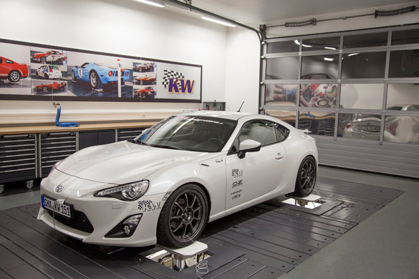 1/24 Subaru BRZ (xZD8) Sports Car - Squadron.com
